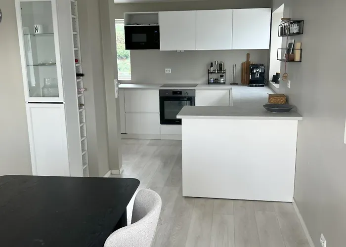 Apartament Large House With 3 Bedrooms And A Private Garden Stavanger