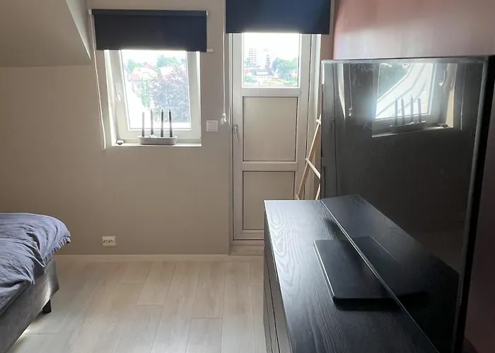 Apartment Large House With 3 Bedrooms And A Private Garden