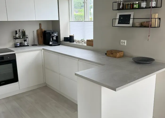 Large House With 3 Bedrooms And A Private Garden * סטוונגר